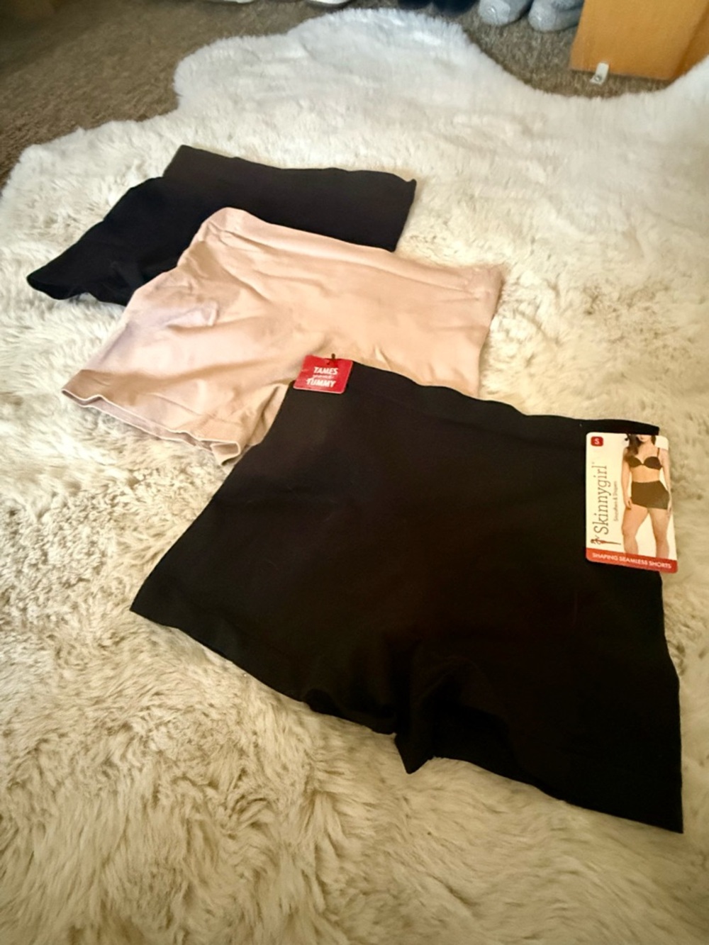Skinnygirl Black Shaping Seamless Shorts